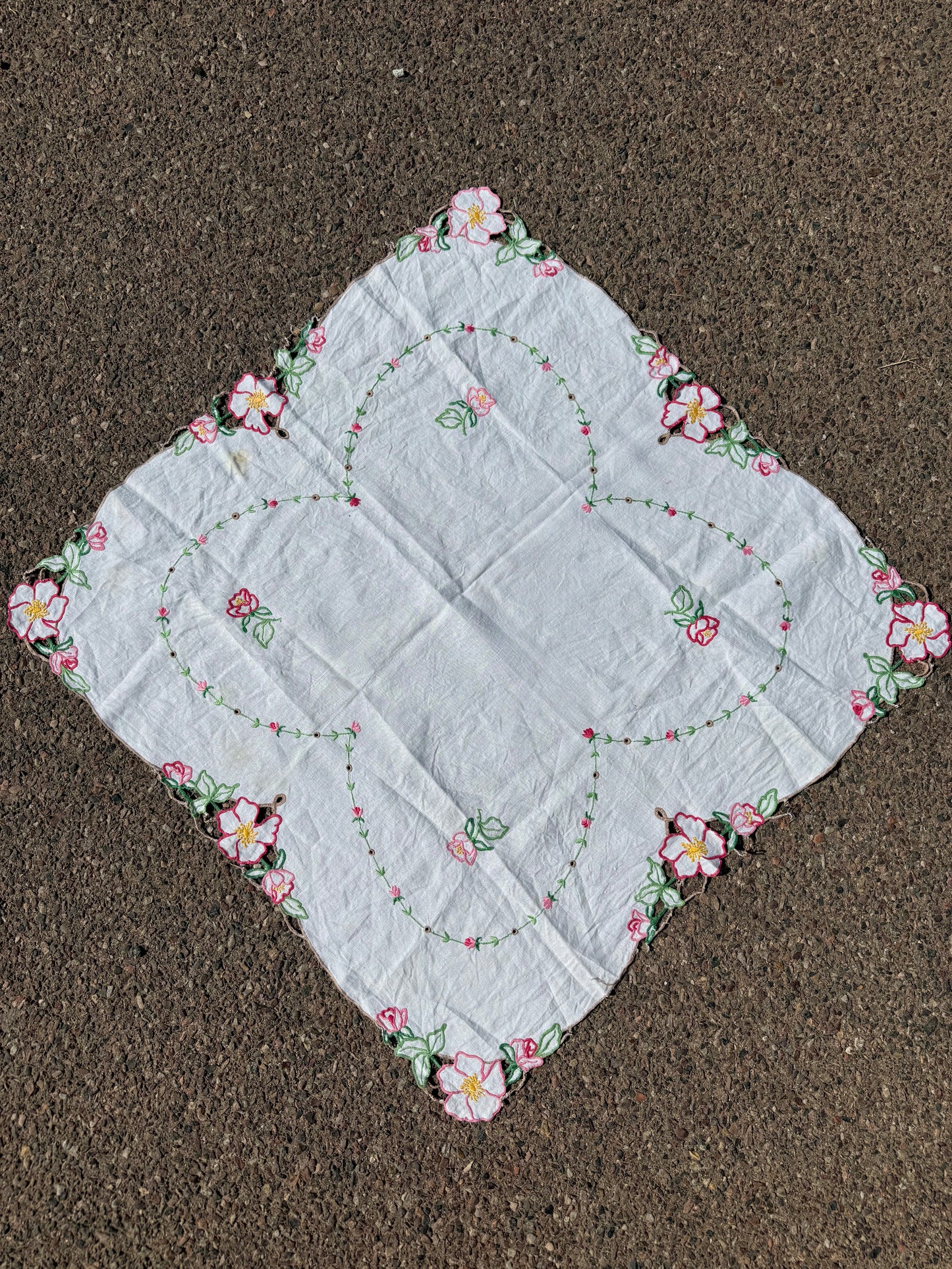 Vintage Floral Embroidered Table Cloth