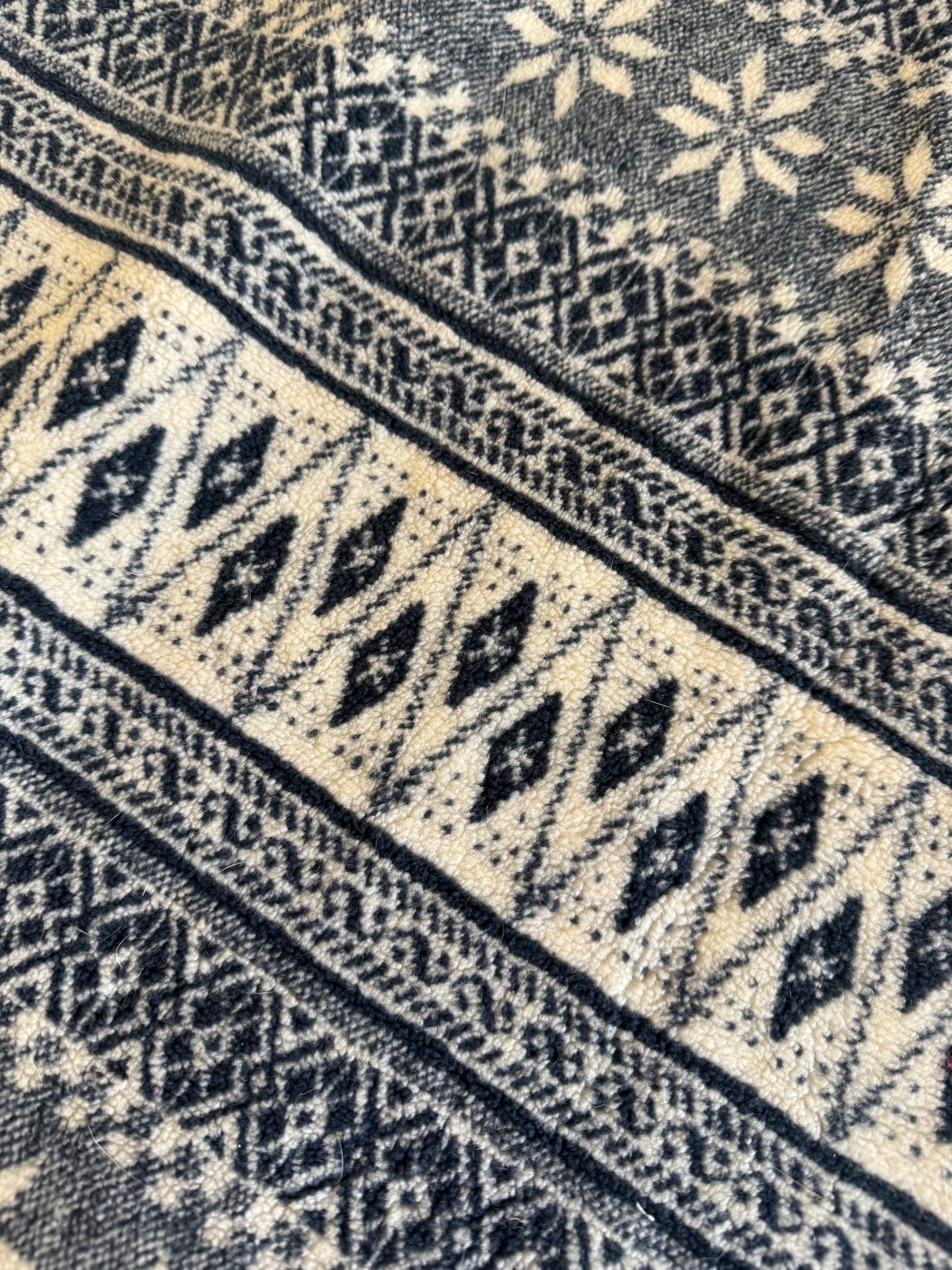 Vintage Winter Print Fleece