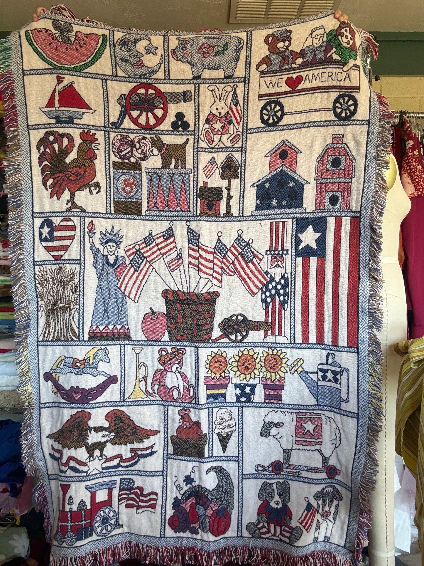 Americana Woven Throw
