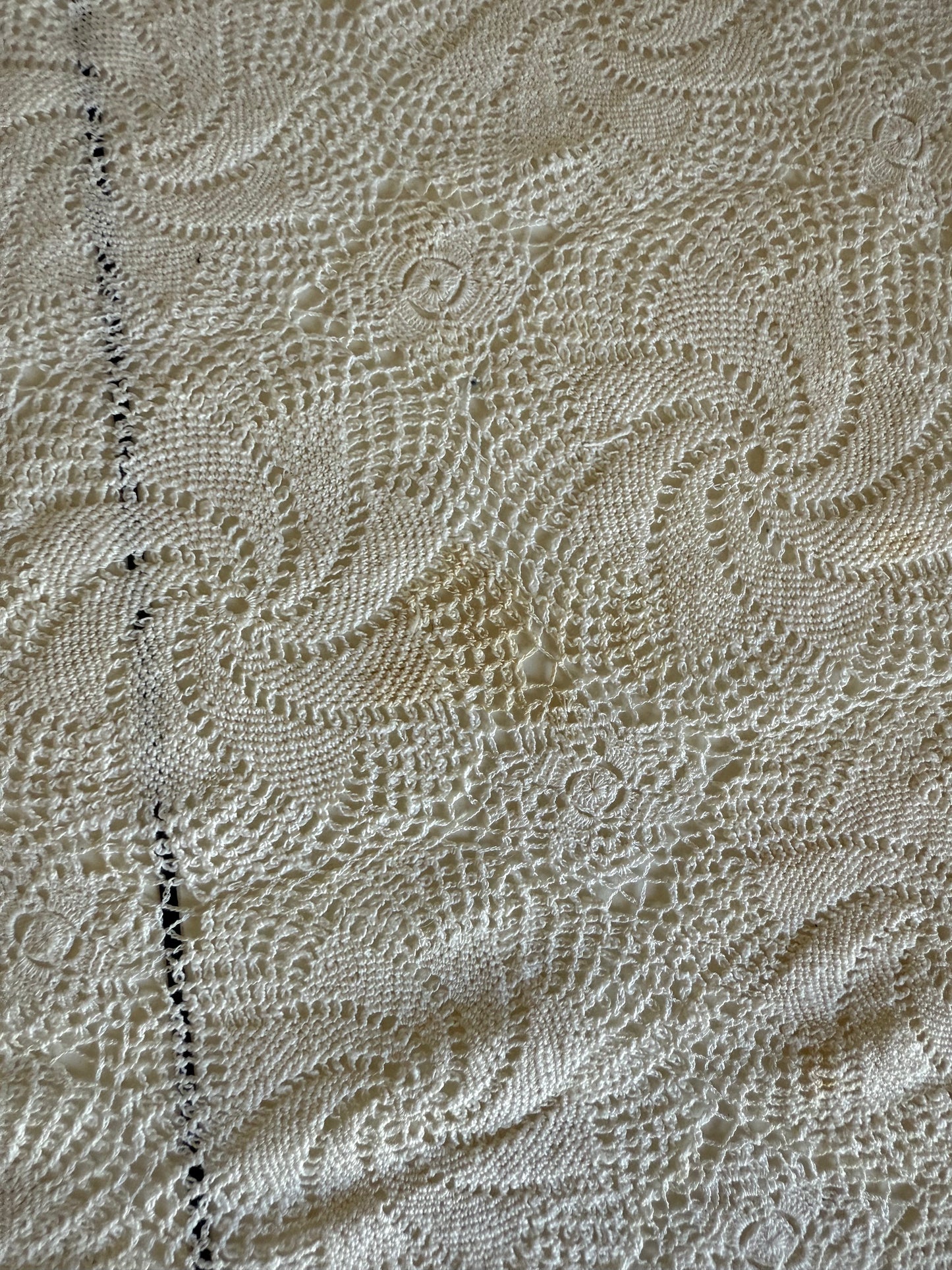 Vintage Crochet Table Cloth