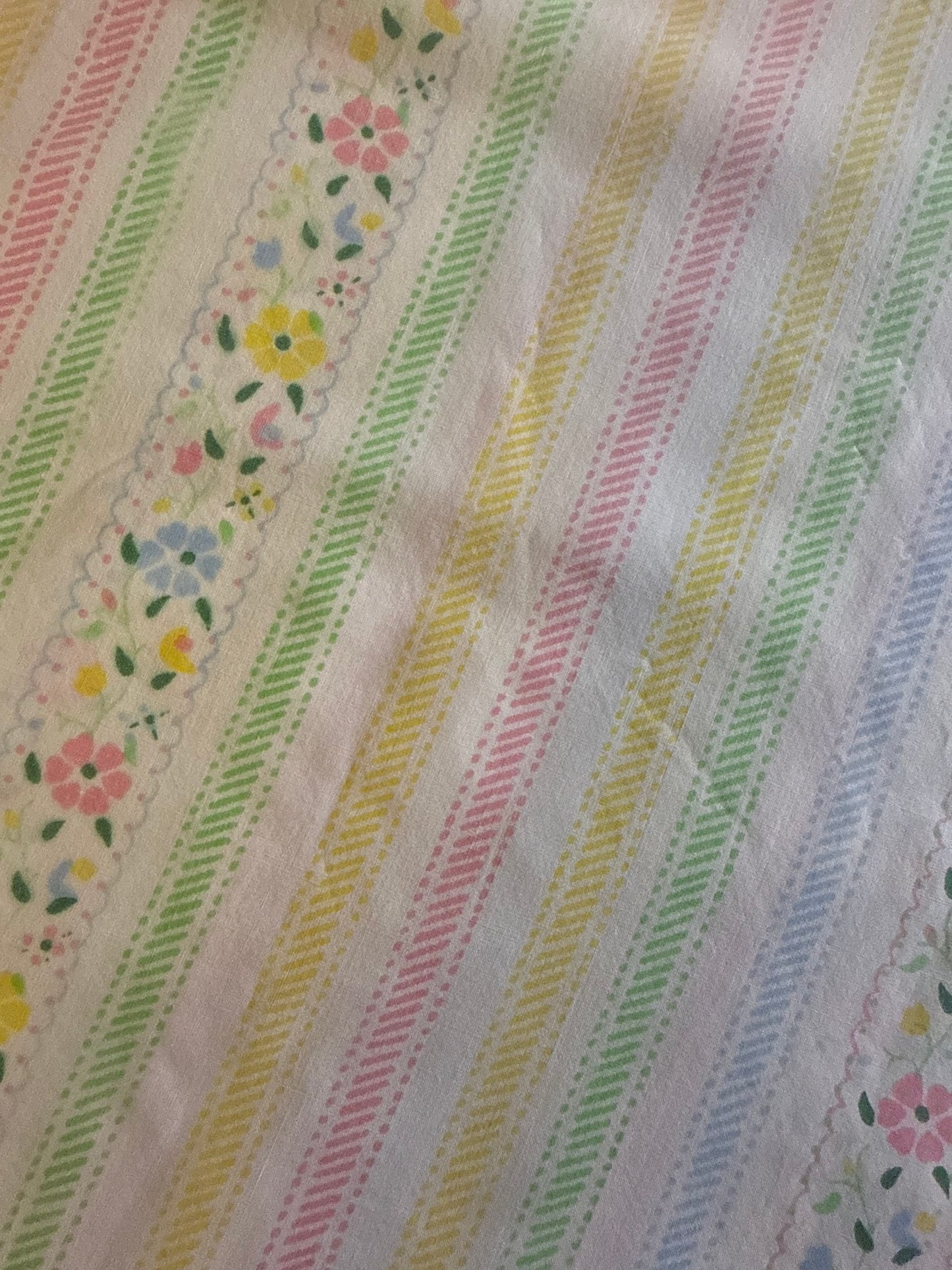 Vintage Sheet Set + Pillowcases